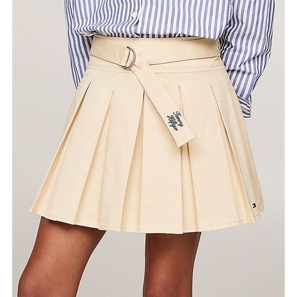 Tommy Hilfiger Box Pleated Navy Skirt Sz 0